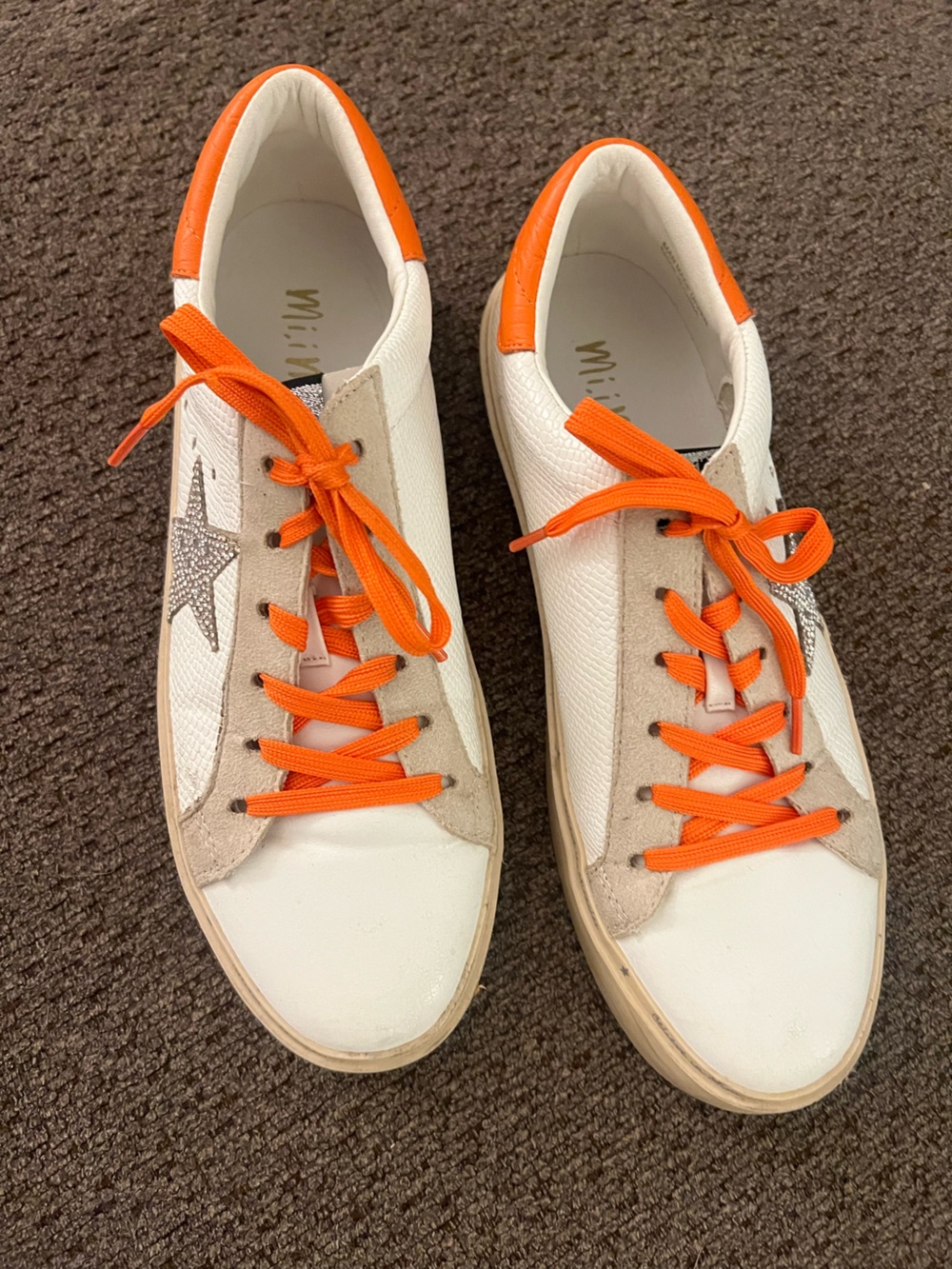 Mi.iM White Sneakers with Orange Laces and Orange Heel Tab sz 7.5
